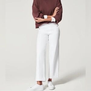 SPANX Stretch Cropped White Pants Medium